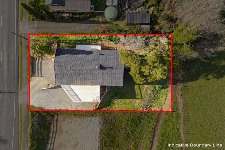 Photo of property in 16 Kaiwaka-mangawhai Road, Kaiwaka, 0975
