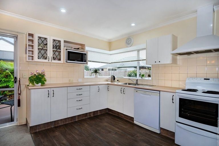 Photo of property in 2/87 Cygnet Street, North New Brighton, Christchurch, 8083