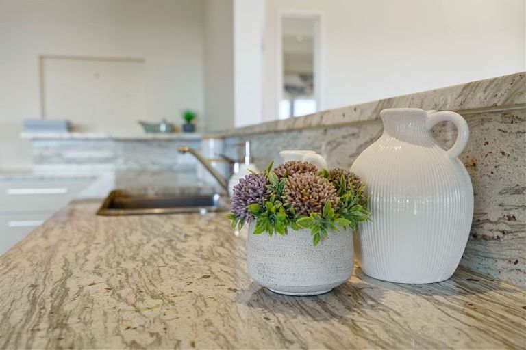 Photo of property in 7 Matata Place, Waikanae, 5036