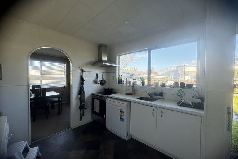 Photo of property in 68 Reelick Avenue, Pakuranga Heights, Auckland, 2010