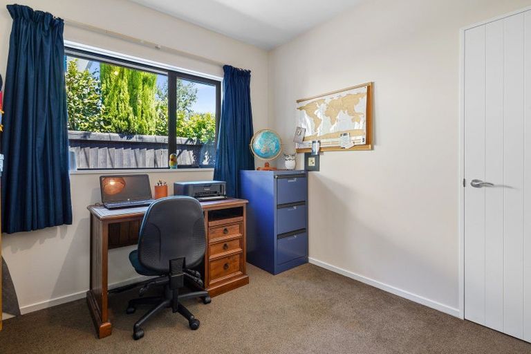 Photo of property in 56 Oakwood Drive, Rangiora, 7400