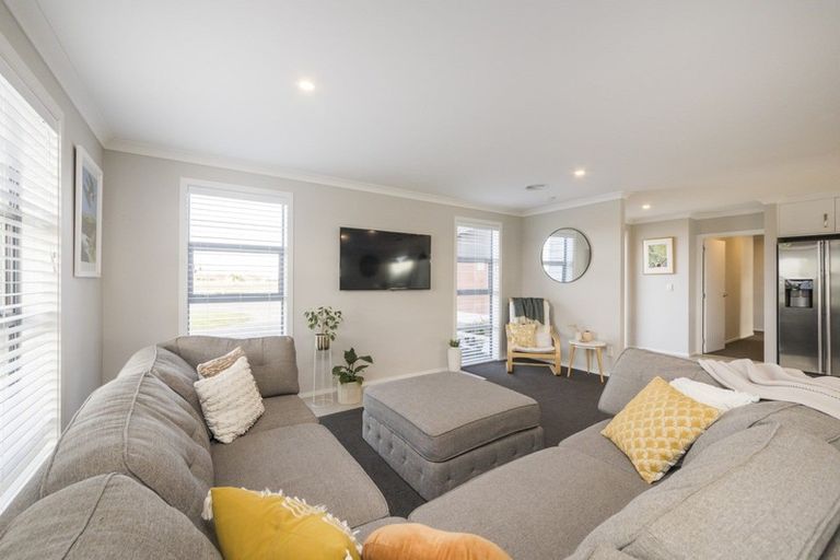 Photo of property in 23 Managhs Road, Halcombe, Feilding, 4775