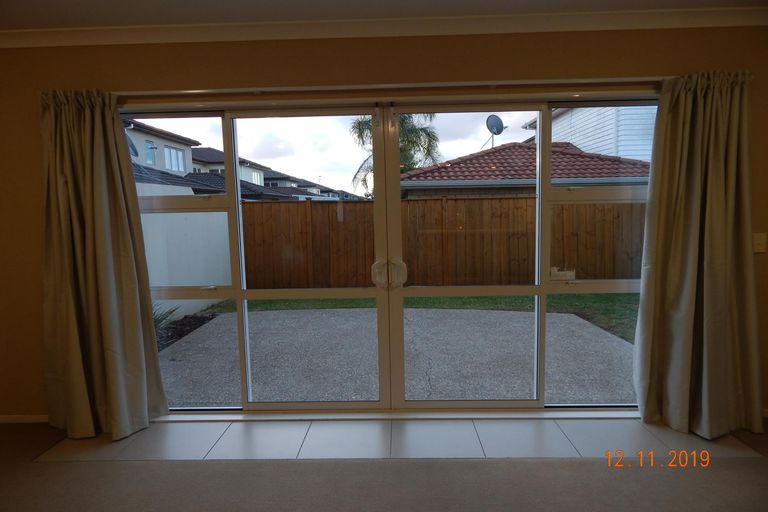 Photo of property in 33 Janway Avenue, Flat Bush, Auckland, 2016