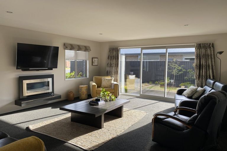 Photo of property in 21 Beech Drive, Rangiora, 7400