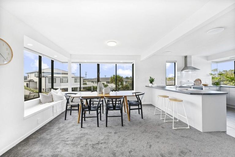 Photo of property in 19 Alexandra Street, Riverhead, 0820