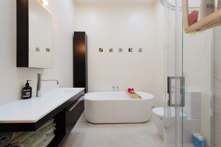 Photo of property in 6 Goring Street, Thorndon, Wellington, 6011