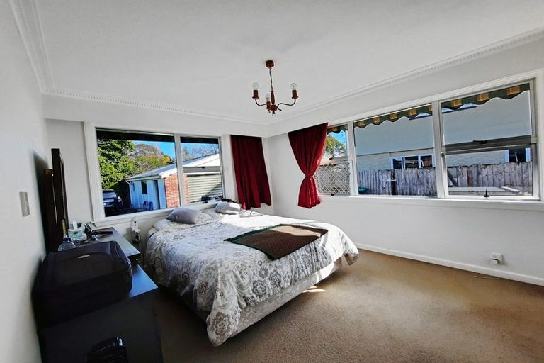 Photo of property in 21 Arlington Street, Burnside, Christchurch, 8053