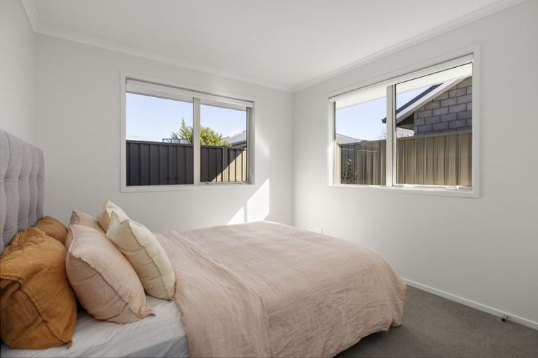 Photo of property in 4 Raynor Crescent, Pyes Pa, Tauranga, 3112