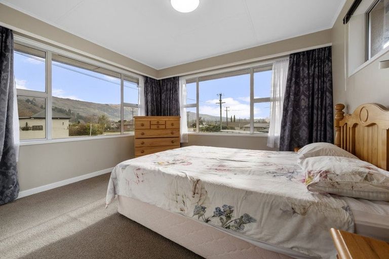 Photo of property in 2 Ancrum Street, Roxburgh, 9500