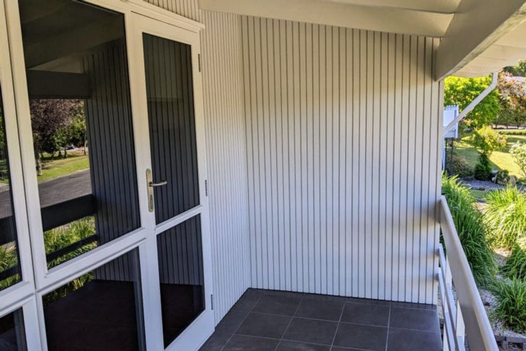 Photo of property in 61 Seddon Crescent, Whataupoko, Gisborne, 4010