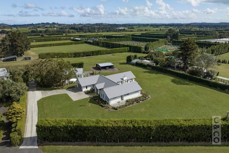 Photo of property in 88 Taupaki Road, Taupaki, Henderson, 0782