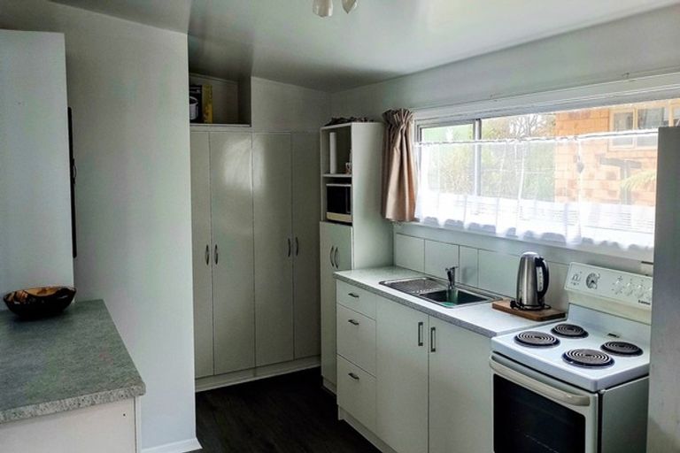 Photo of property in 13 Pakington Street, Westport, 7825