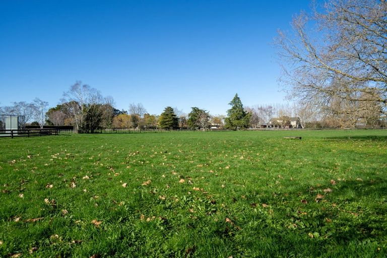 Photo of property in 2/105 Peake Road, Cambridge, 3493