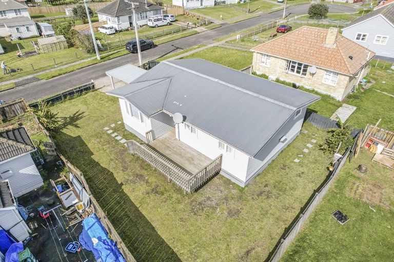 Photo of property in 2 Armstrong Street, Huntly, 3700