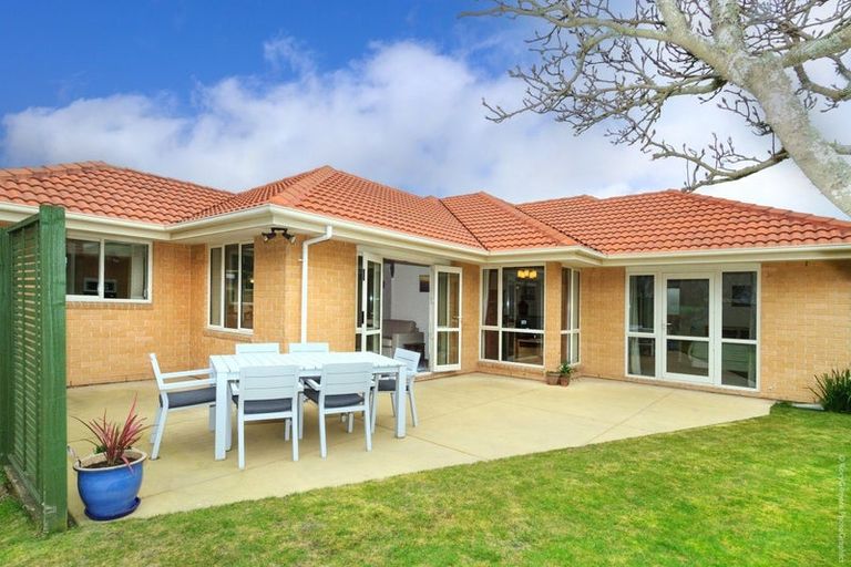 Photo of property in 10 Redfern Street, Northwood, Christchurch, 8051