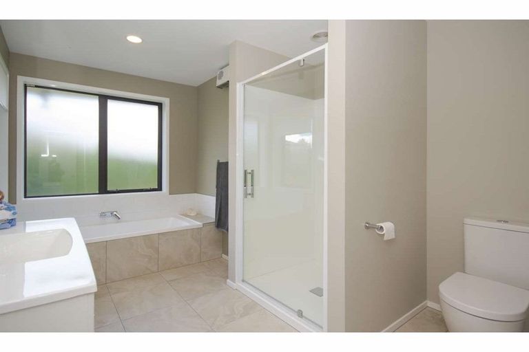 Photo of property in 5 Admiralty Drive, Haruru, 0204