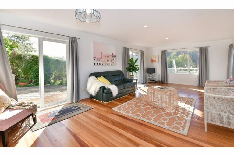 Photo of property in 60 Puhoi Road, Puhoi, Warkworth, 0994