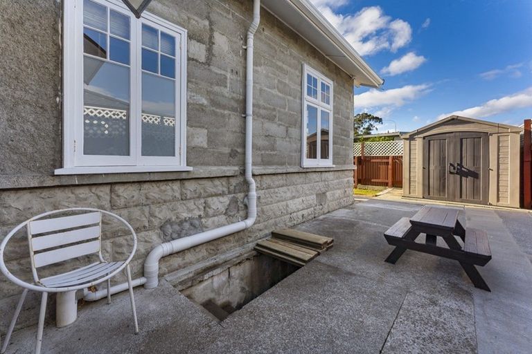 Photo of property in 1 Camp Street, Heretaunga, Upper Hutt, 5018