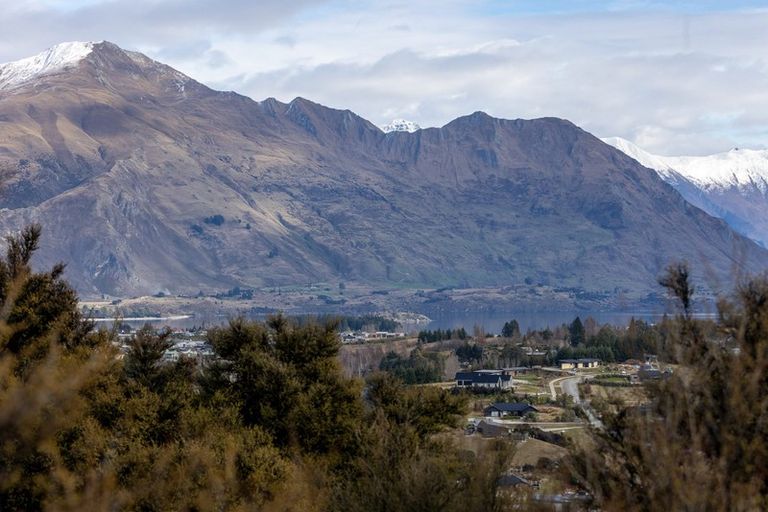Photo of property in 739 Aubrey Road, Albert Town, Wanaka, 9305