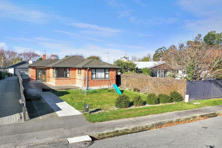 Photo of property in 37 Grove Street, Tinwald, Ashburton, 7700