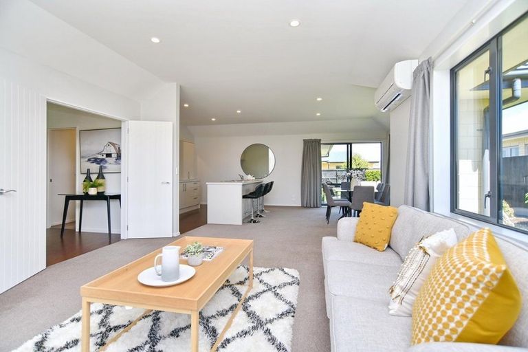 Photo of property in 11 Taiwhenua Street, Rangiora, 7400