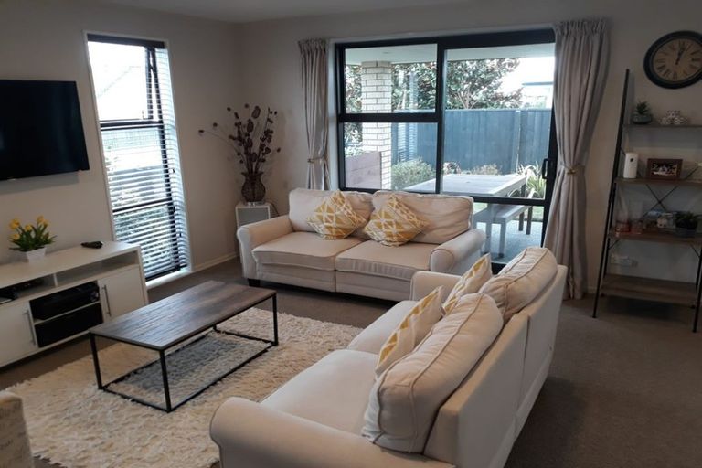 Photo of property in 28 Storer Street, Kaiapoi, 7630