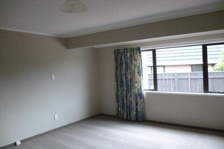 Photo of property in 65 Gibbons Street, Ebdentown, Upper Hutt, 5018