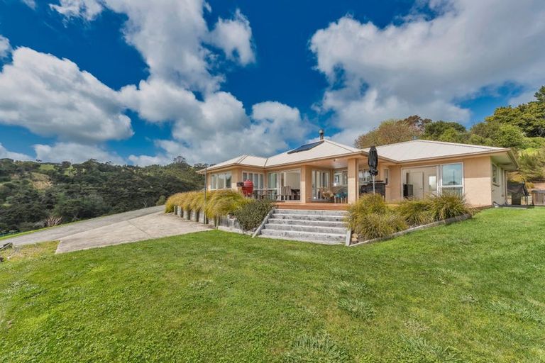 Photo of property in 66 Manuka Grove, Helensville, 0875