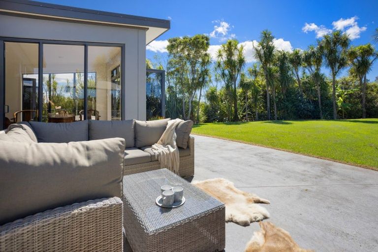 Photo of property in 128 Te Kowhai Point Road, Kerikeri, 0294