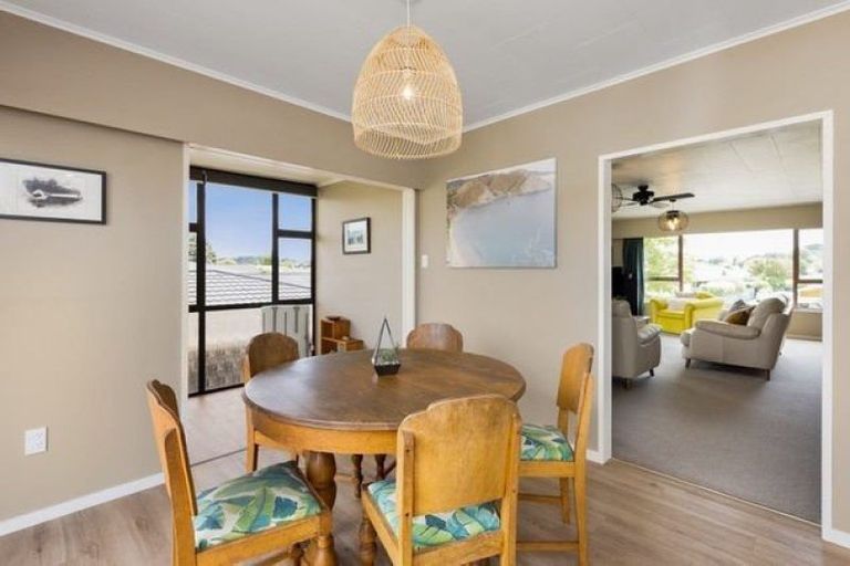 Photo of property in 25 Laurent Place, Greenmeadows, Napier, 4112