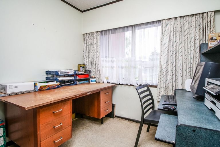 Photo of property in 347 Royal Road, Massey, Auckland, 0614
