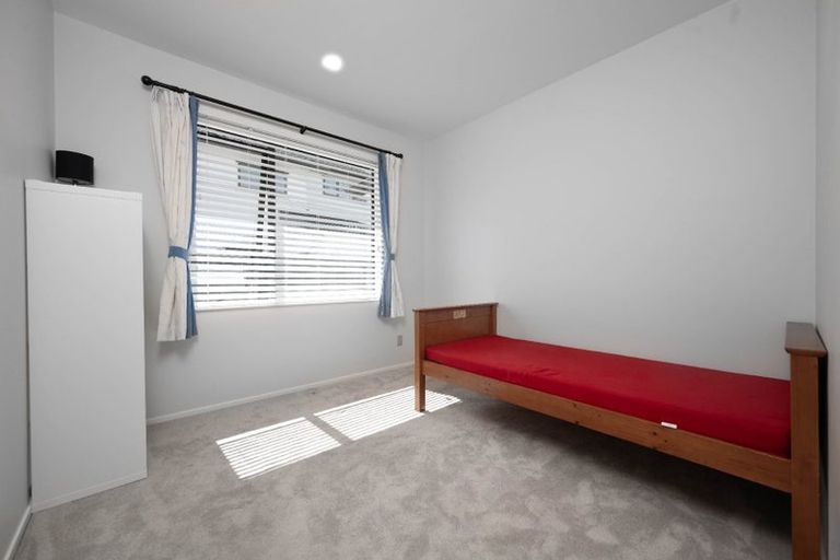 Photo of property in 2 Gemscott Crescent, Huapai, Kumeu, 0810