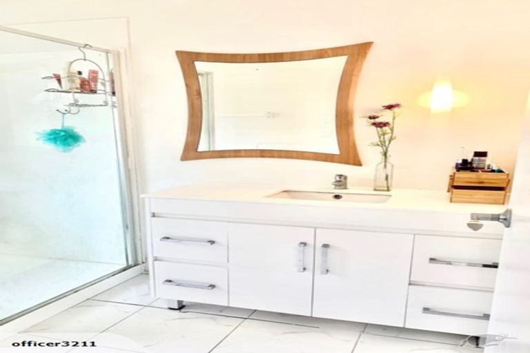 Photo of property in 215 Parkhurst Road, Parakai, 0830