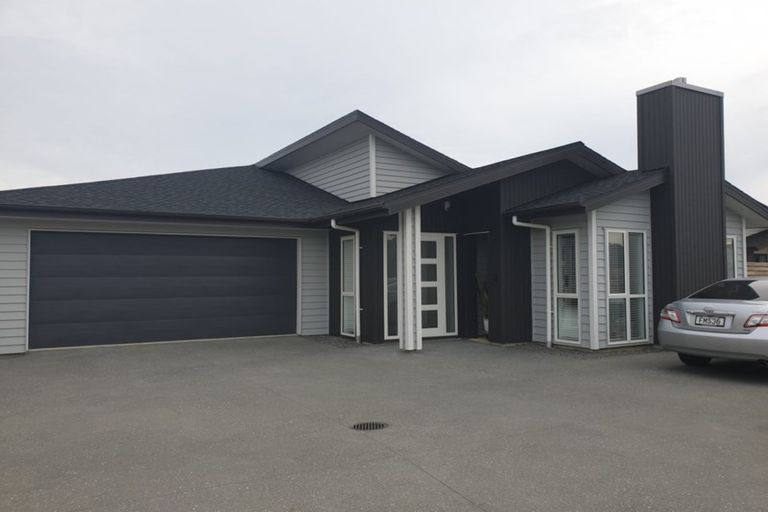 Photo of property in 195 Matua Road, Kumeu, 0810