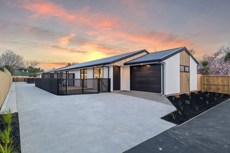 Photo of property in 2/8 Larch Place, Casebrook, Christchurch, 8051