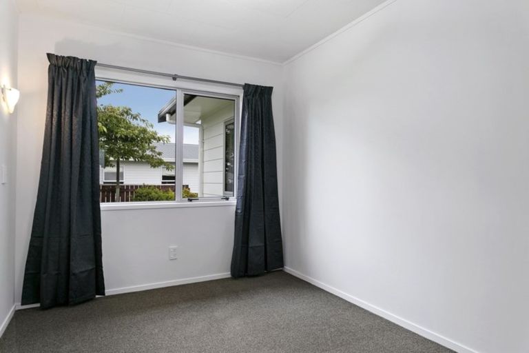 Photo of property in 35 Otupai Street, Two Mile Bay, Taupo, 3330