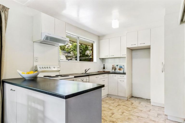 Photo of property in 2/17 Karen Lane, Beckenham, Christchurch, 8023