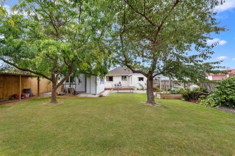 Photo of property in 429 Hills Road, Mairehau, Christchurch, 8052