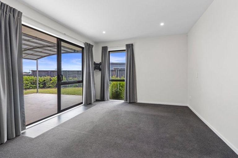 Photo of property in 30 Keston Crescent, Flagstaff, Hamilton, 3210