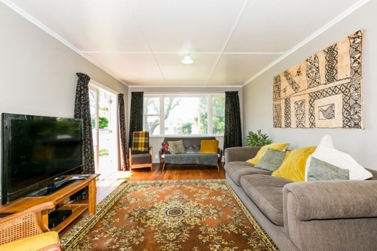 Photo of property in 87 Coverdale Street, Onekawa, Napier, 4110