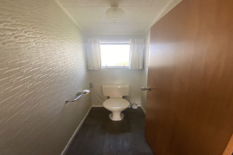 Photo of property in 5/39 Norcross Avenue, Henderson, Auckland, 0612