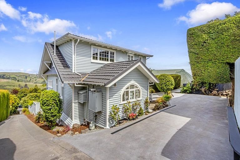 Photo of property in 119 Dyers Pass Road, Cashmere, Christchurch, 8022