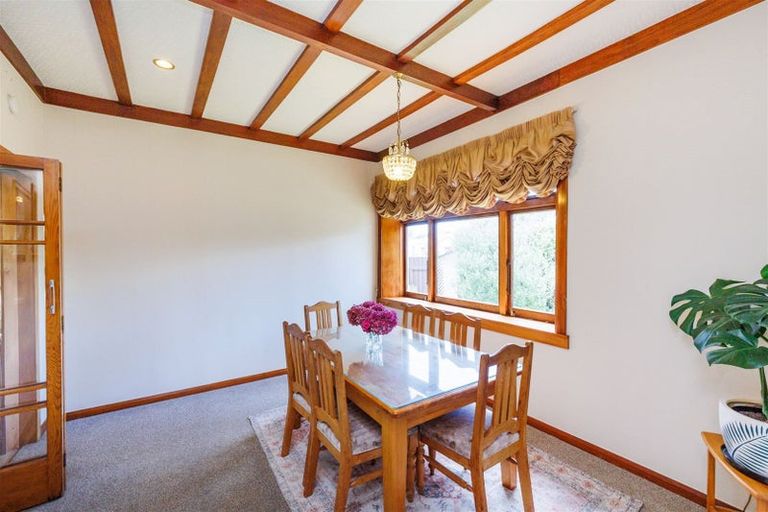 Photo of property in 247 College Street, West End, Palmerston North, 4412
