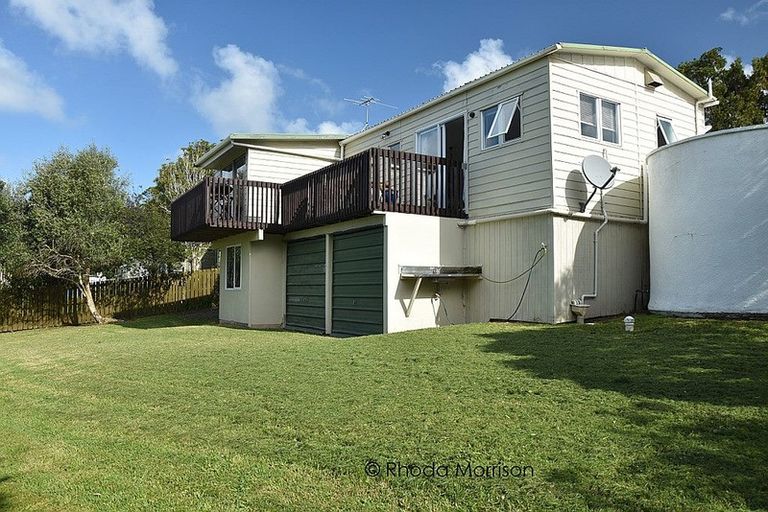 Photo of property in 13 Goebel Street, Tinopai, 0593