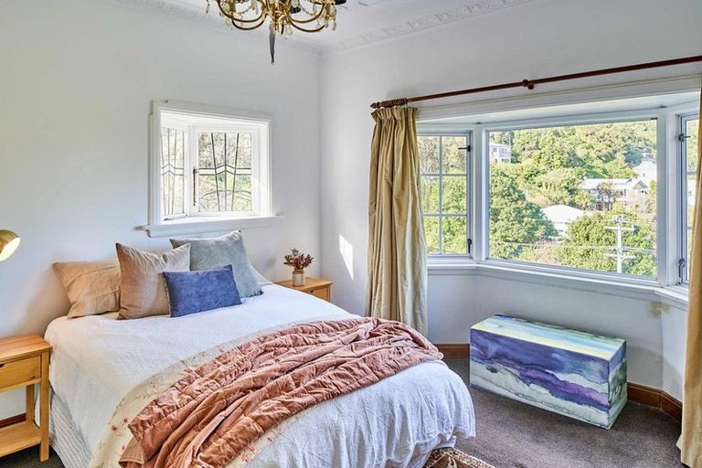 Photo of property in 26 Waitohu Road, York Bay, Lower Hutt, 5013