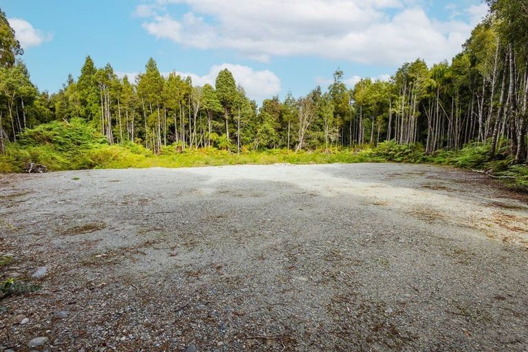 Photo of property in 5 Sadler Place, Kumara Junction, 7882