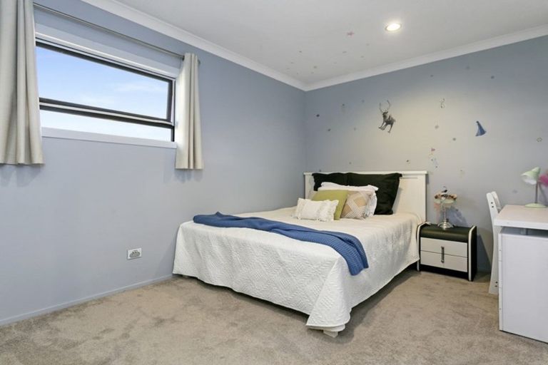 Photo of property in 14 Isobel Hodgson Drive, Cambridge, 3434