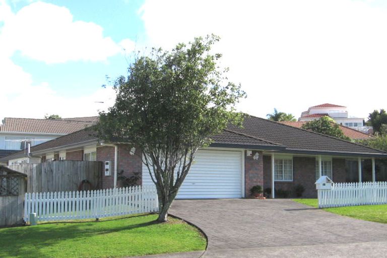 Photo of property in 2/3 Kentville Place, Somerville, Auckland, 2014