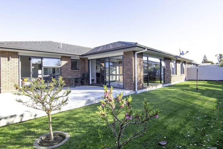 Photo of property in 105a Church Street, West End, Palmerston North, 4412