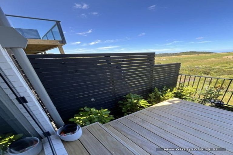 Photo of property in 8/23 Makomako Drive, Orewa, 0931